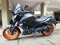 Matte Black Bajaj Dominar 400 Disc