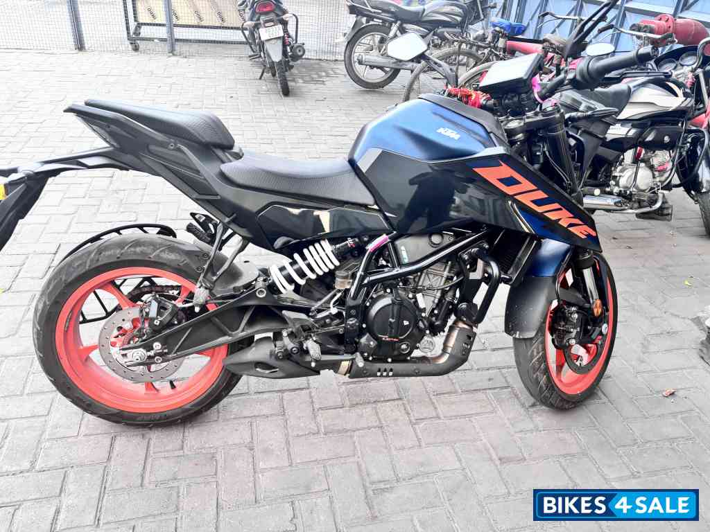KTM Duke 250 2024