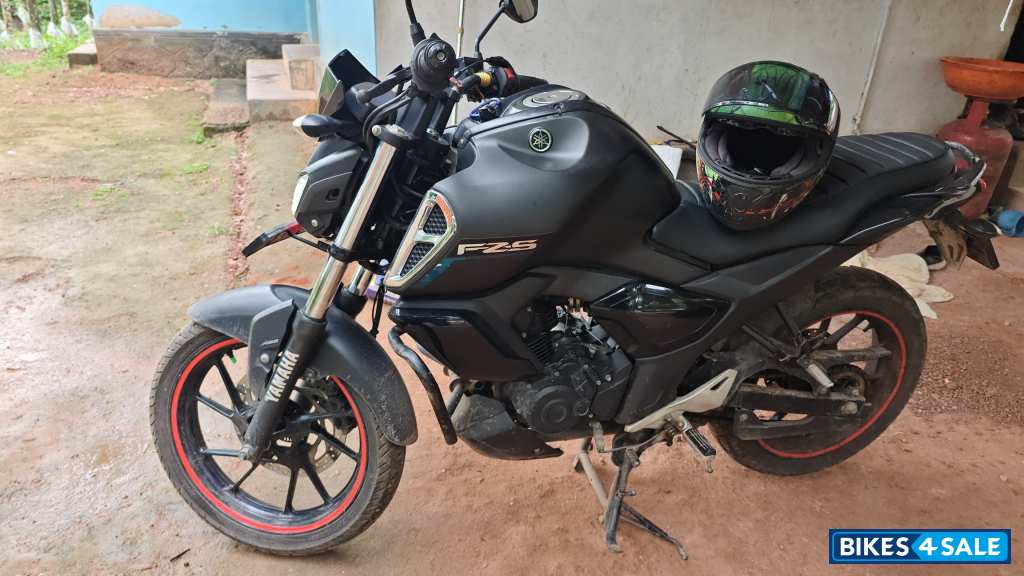 Yamaha FZ-S FI V3