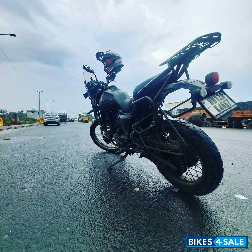 Black Yezdi Adventure Matte