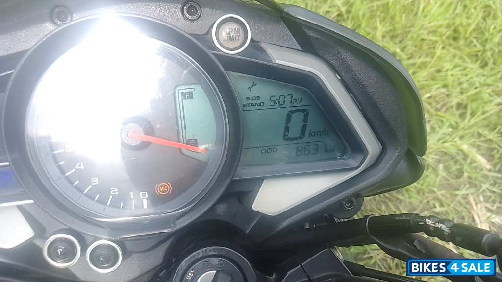 Blue Bajaj Pulsar NS 160 BS6