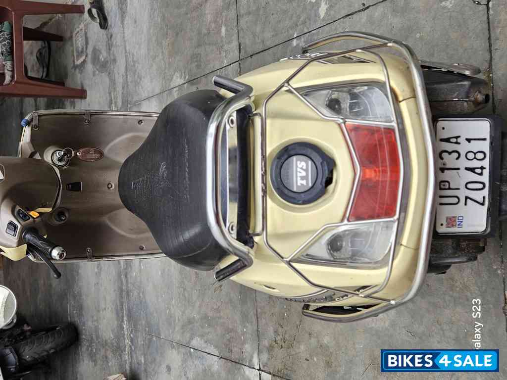 Sunlight Lvory TVS Jupiter Classic 110