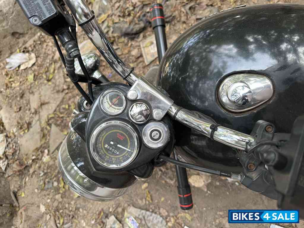 Royal Enfield Bullet 350