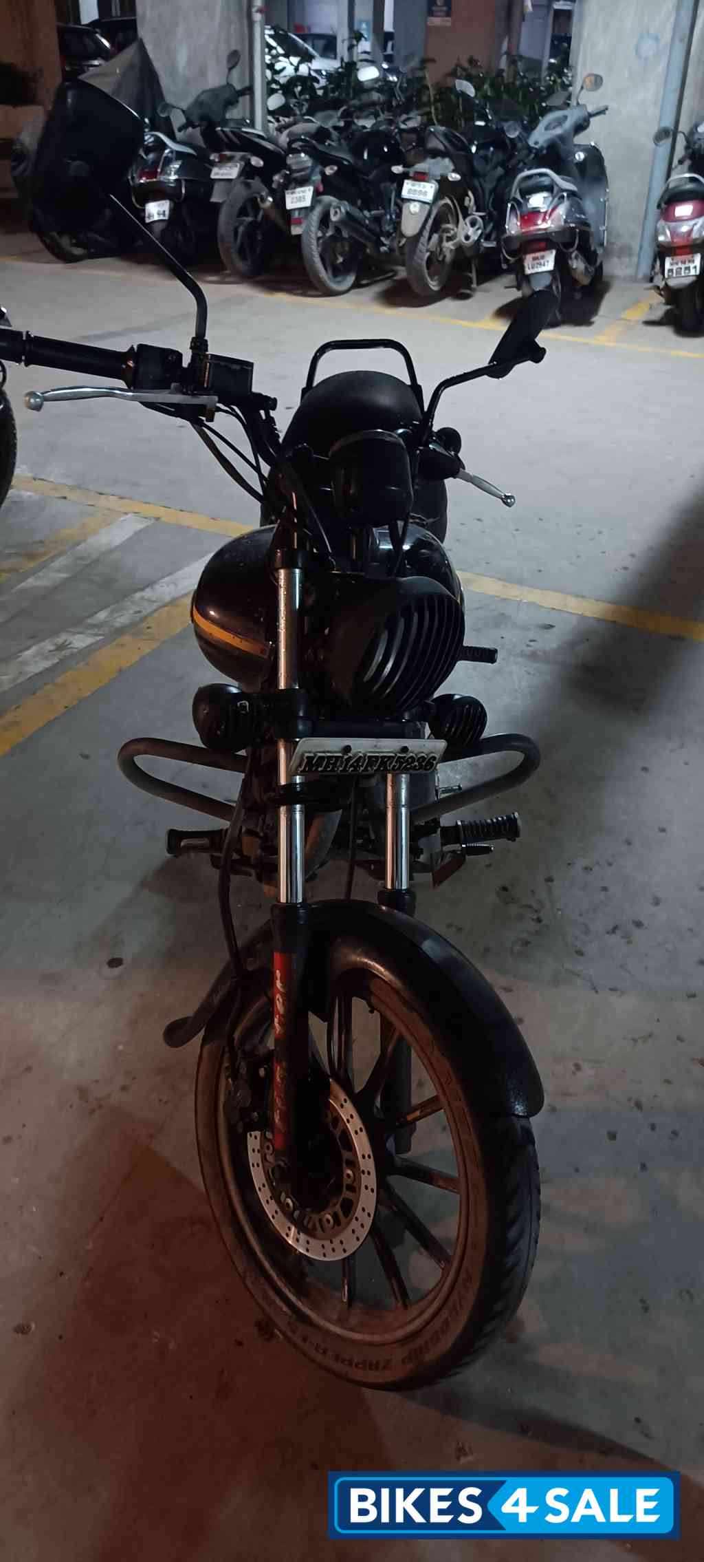 Bajaj Avenger Street 150