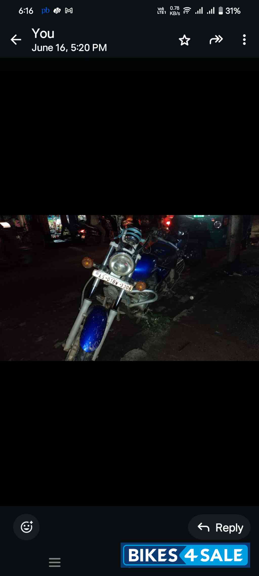 Blue Bajaj Avenger Cruise 220 Blue Bajaj Avenger Cruise 220