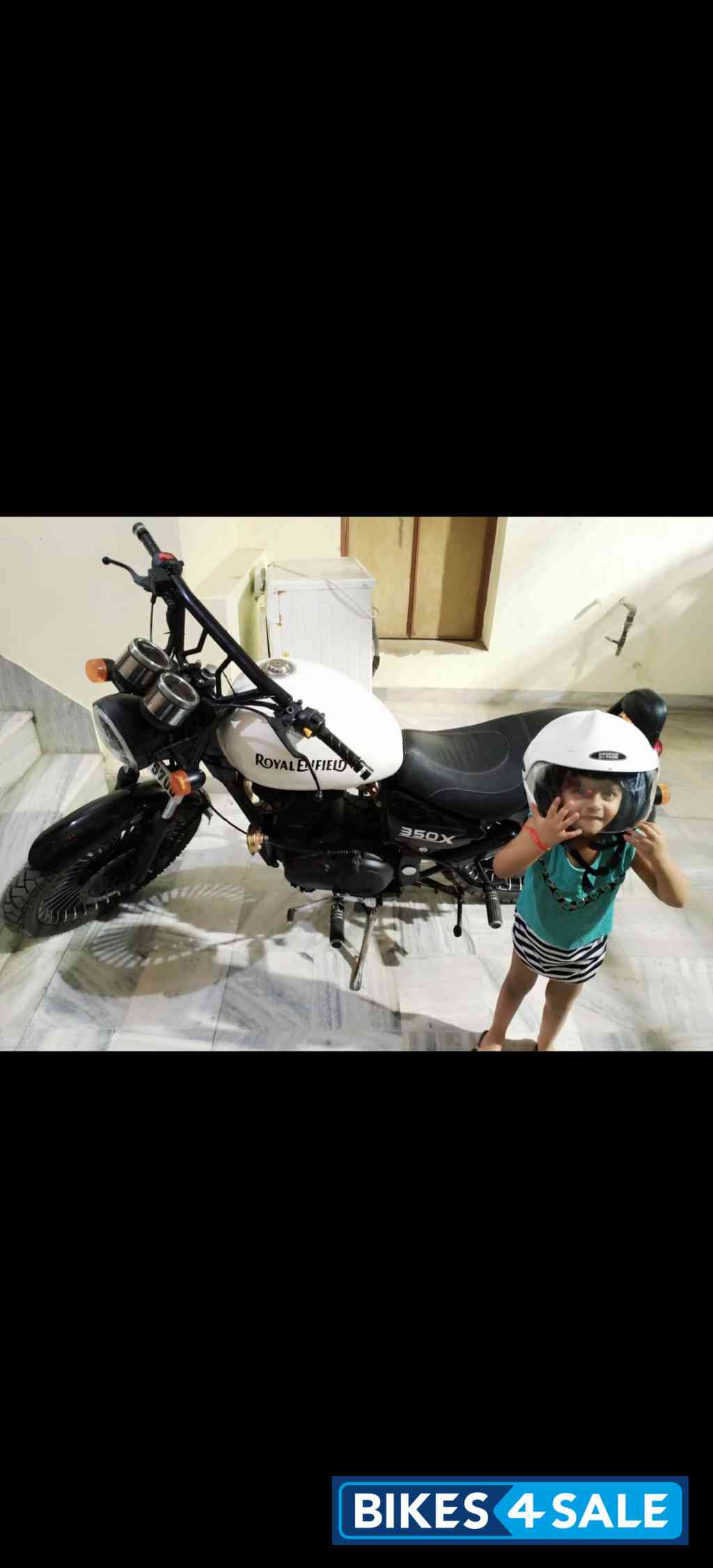 White Royal Enfield Thunderbird TwinSpark 350