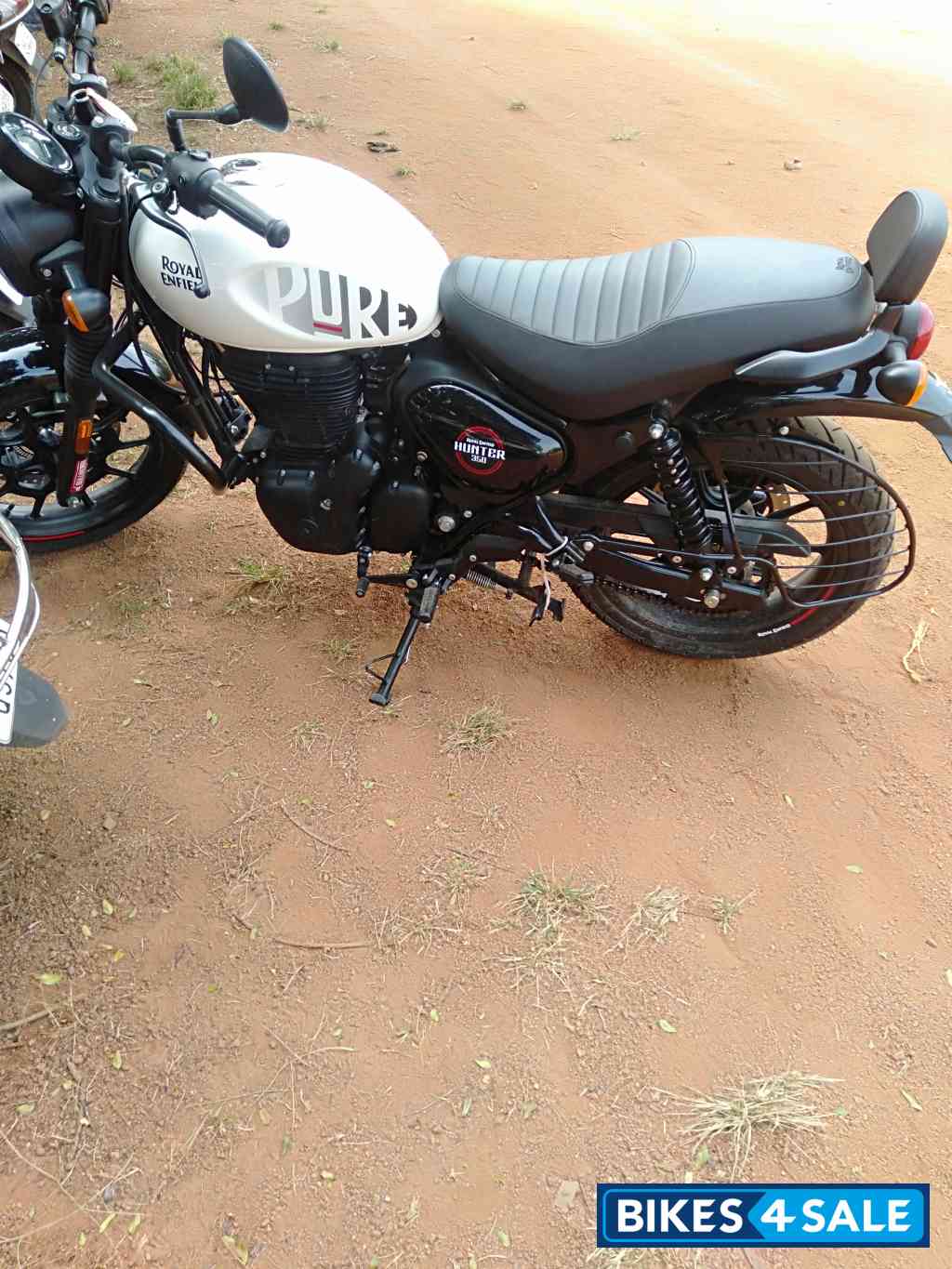 Royal Enfield Hunter 350 Metro