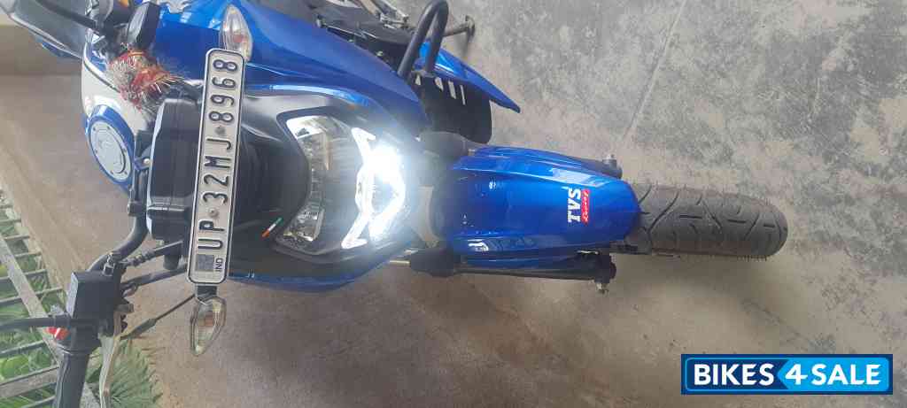 TVS Apache RTR 160 4V BS6