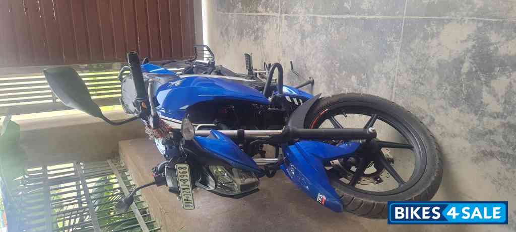 TVS Apache RTR 160 4V BS6