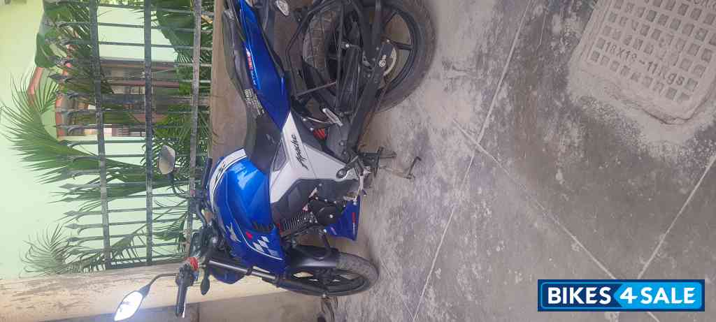 TVS Apache RTR 160 4V BS6