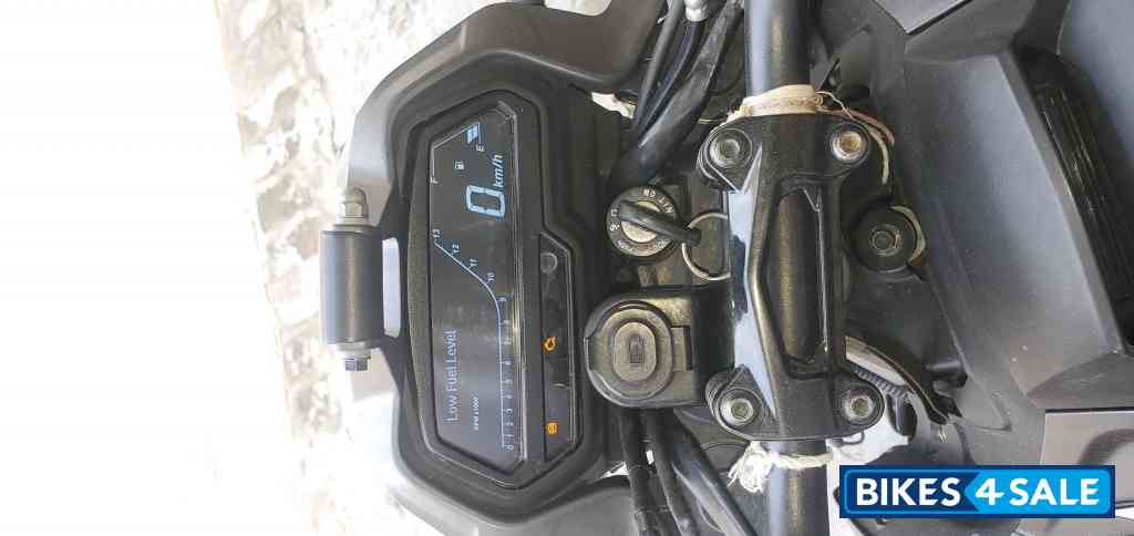 Bajaj Dominar 400