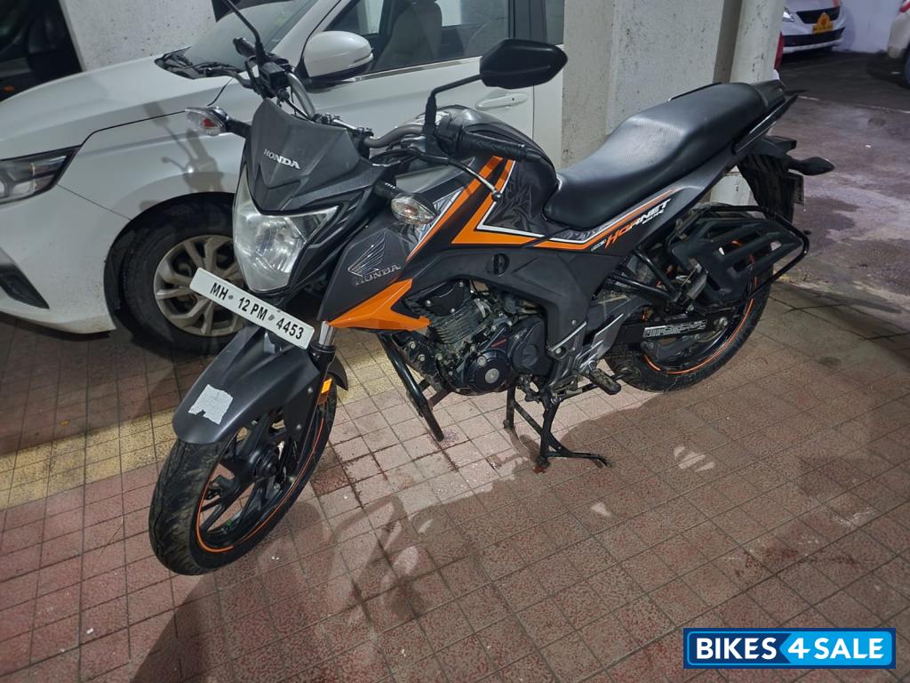 Honda CB Hornet 160R ABS