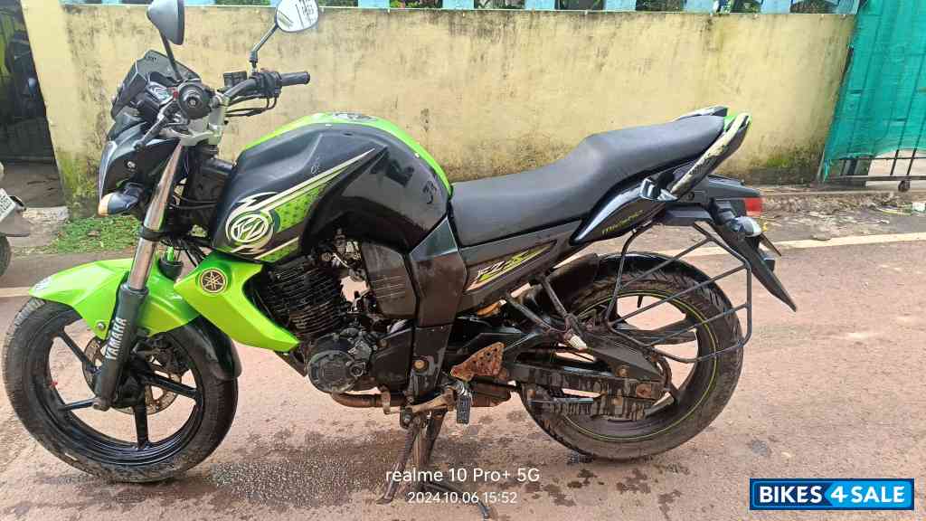 Yamaha FZ-S