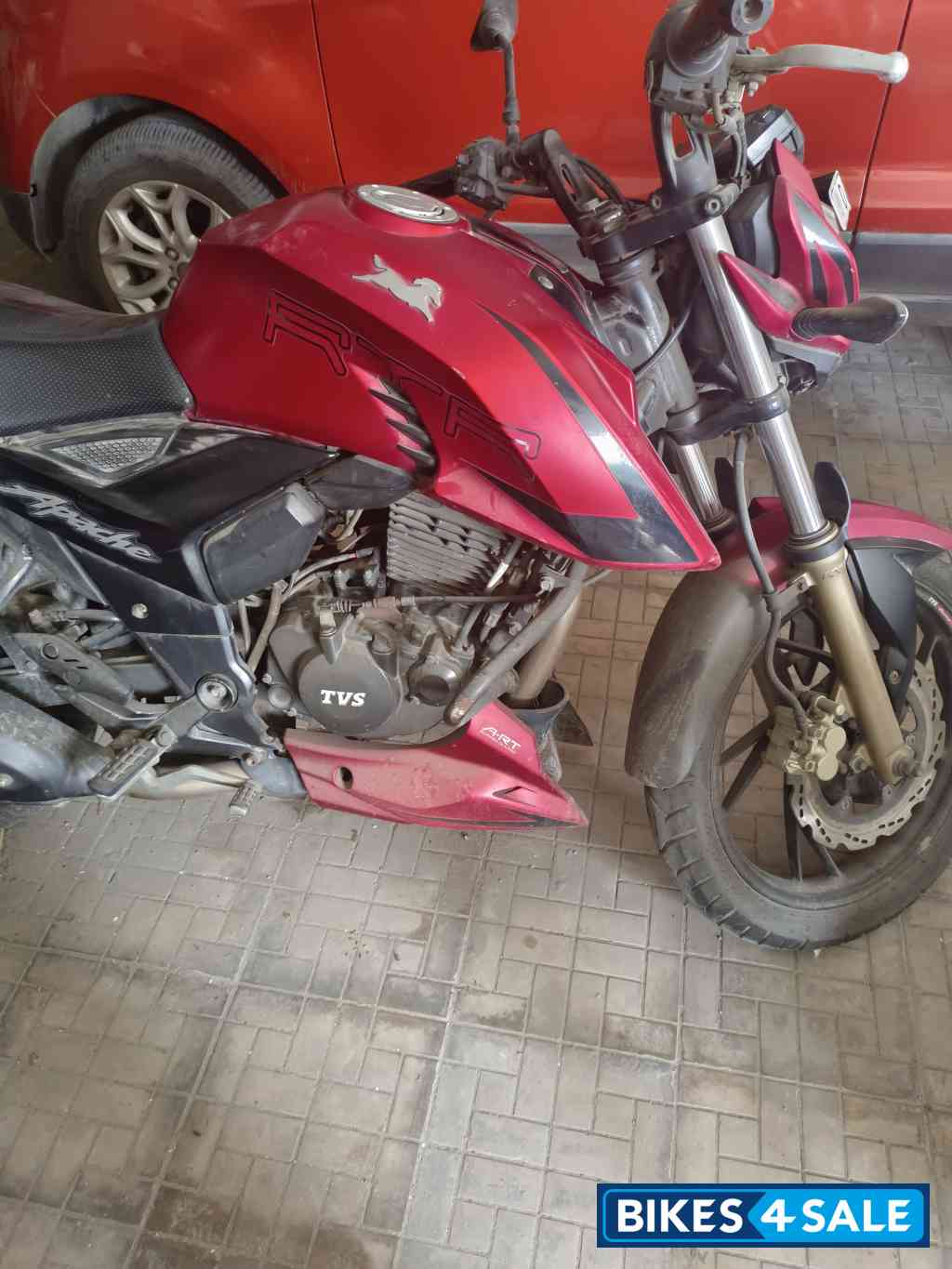 Red TVS Apache RTR 200 4V Race Edition 2.0 Red TVS Apache RTR 200 4V Race Edition 2.0