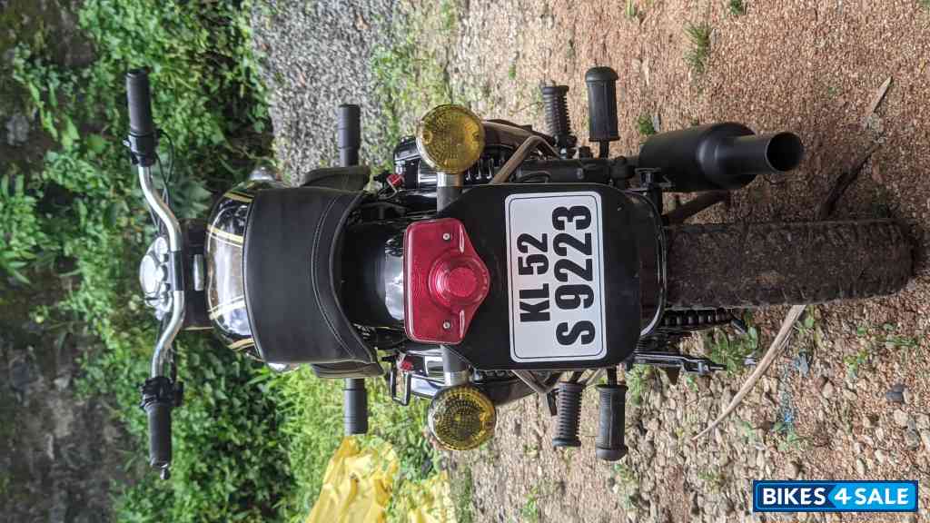 Black Royal Enfield Bullet Standard 350 Black Royal Enfield Bullet Standard 350