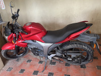 Red Suzuki Gixxer 150