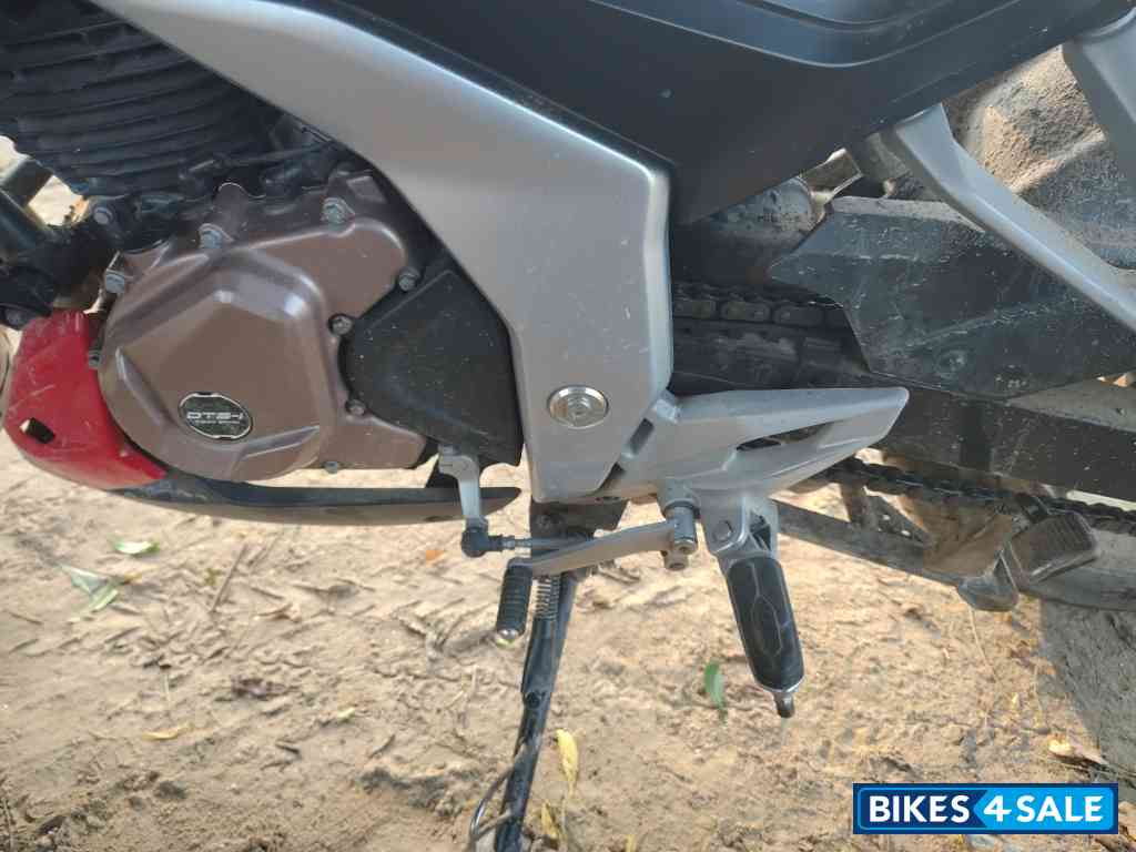 Bajaj Pulsar N250 Bajaj Pulsar N250