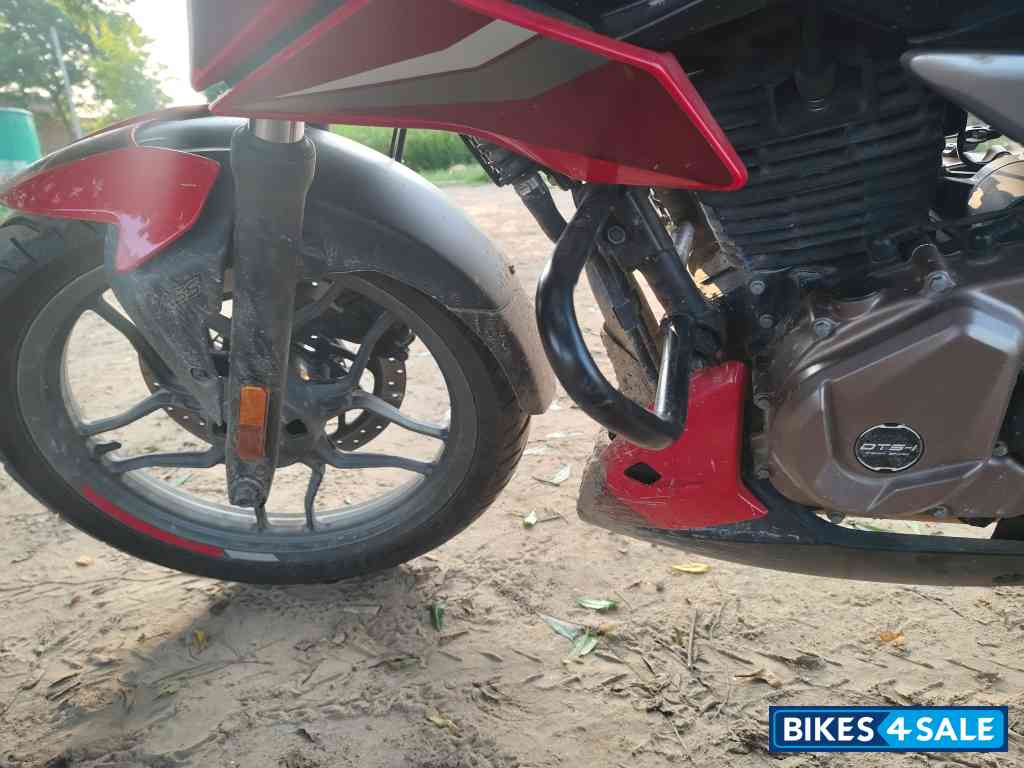 Bajaj Pulsar N250 Bajaj Pulsar N250