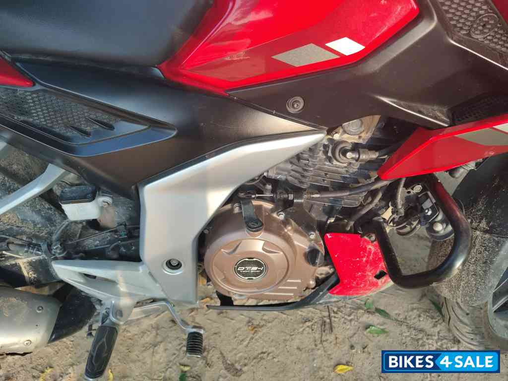 Bajaj Pulsar N250 Bajaj Pulsar N250