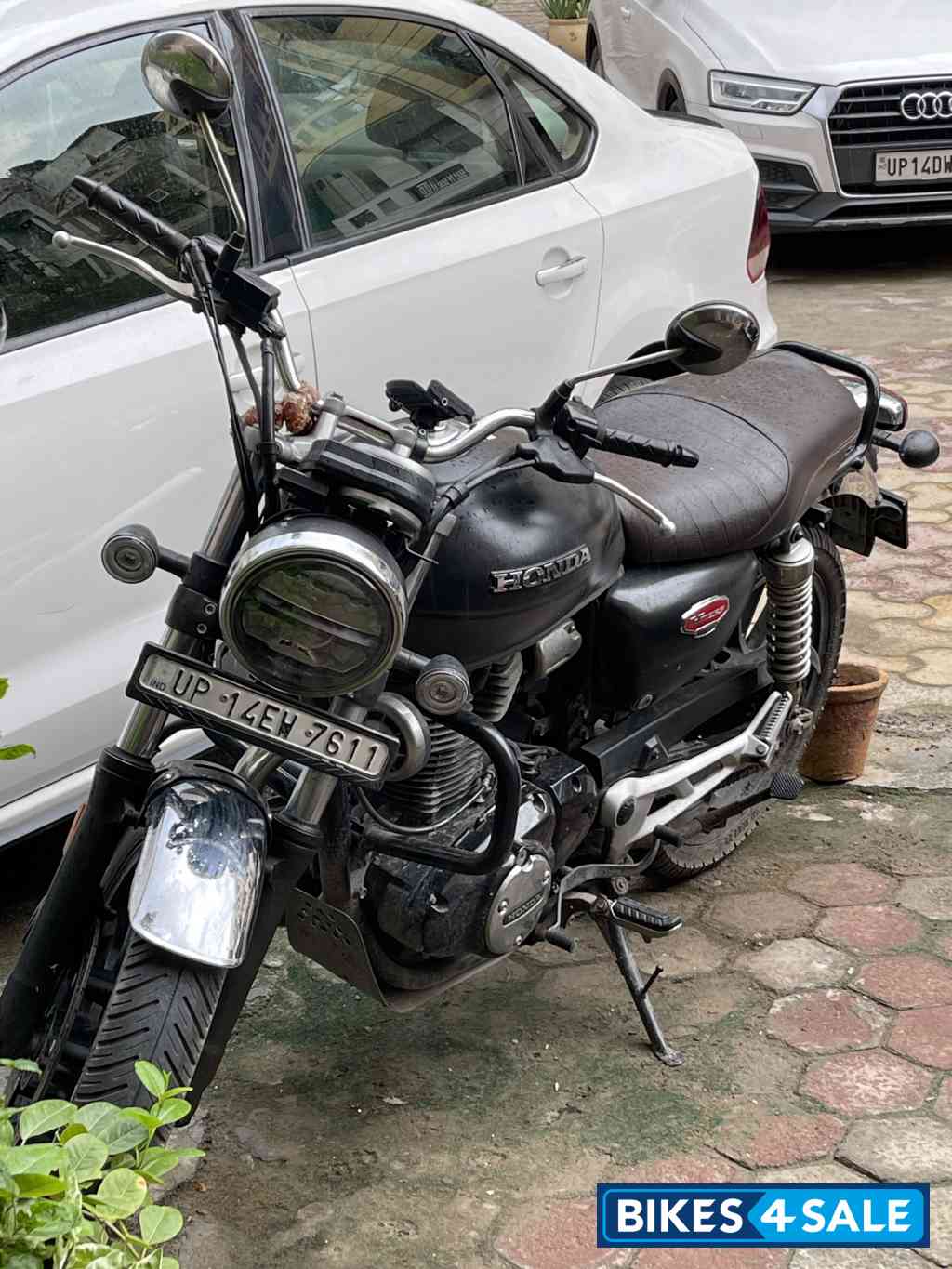 Honda Hness CB350 DLX Pro