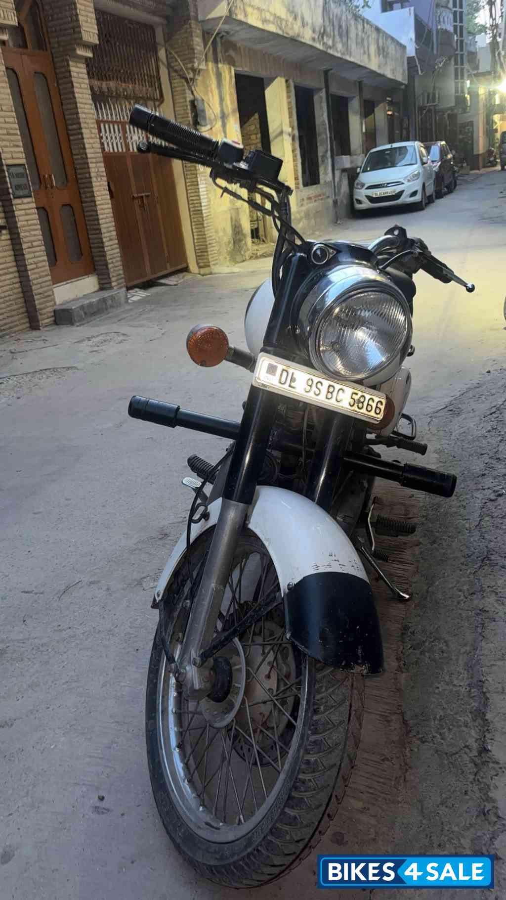 Royal Enfield Classic 350 Royal Enfield Classic 350