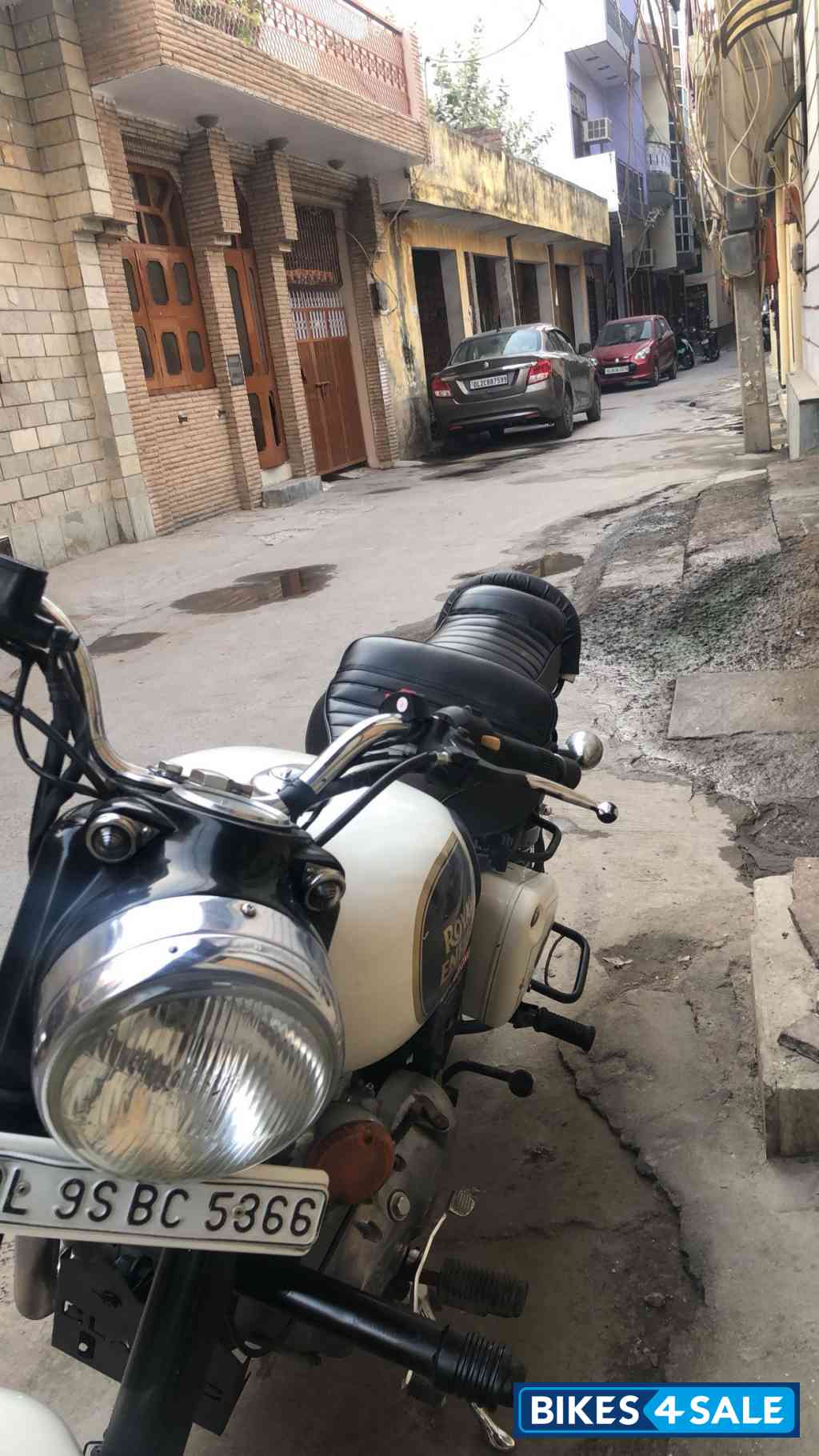 Royal Enfield Classic 350 Royal Enfield Classic 350