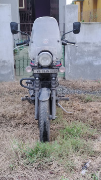 Bajaj Avenger Street 220