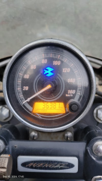 Bajaj Avenger Street 220