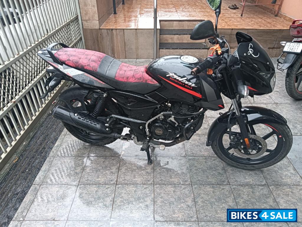 Bajaj Pulsar 125