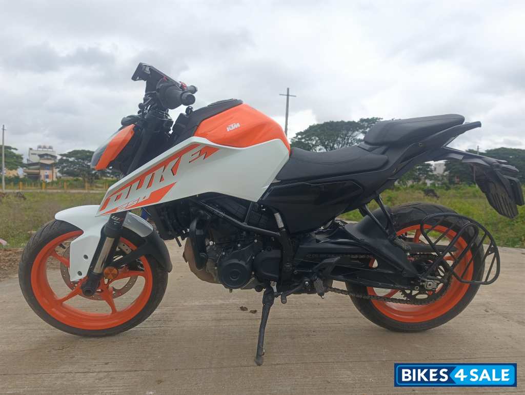 KTM Duke 250 2024
