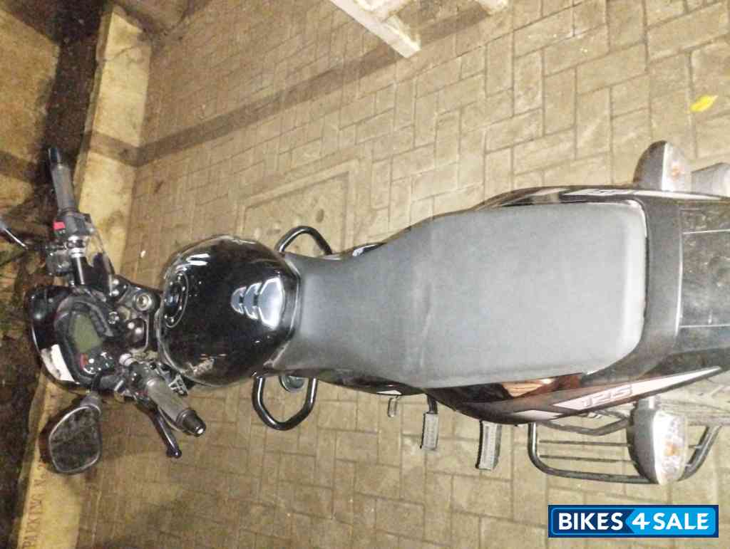 Bajaj Pulsar 125 Neon