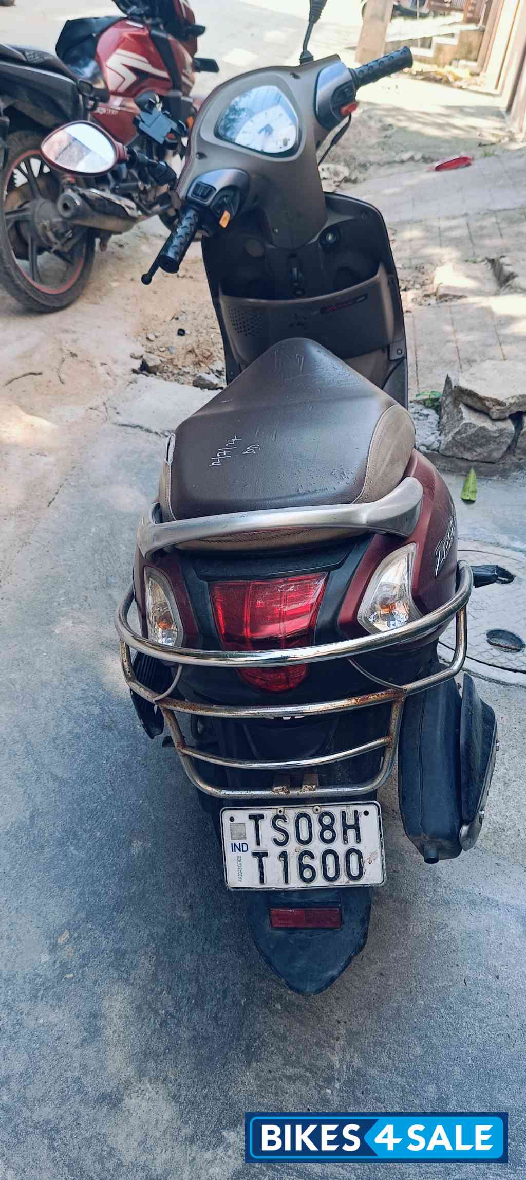 TVS Scooty Zest 110 BS6