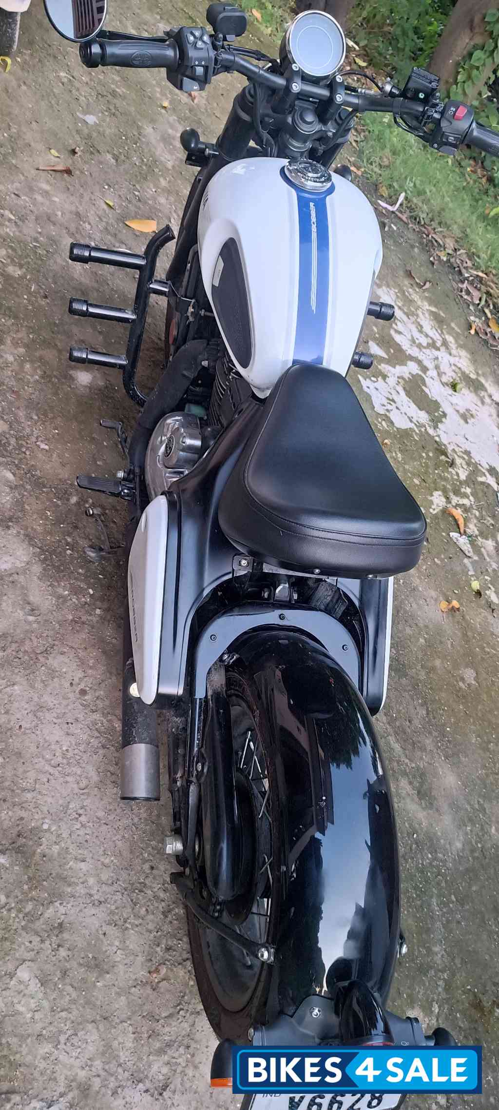 Jawa 42 Bobber Dual Channel ABS