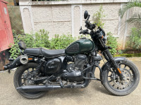 Hunter Green Yezdi Roadster Dark