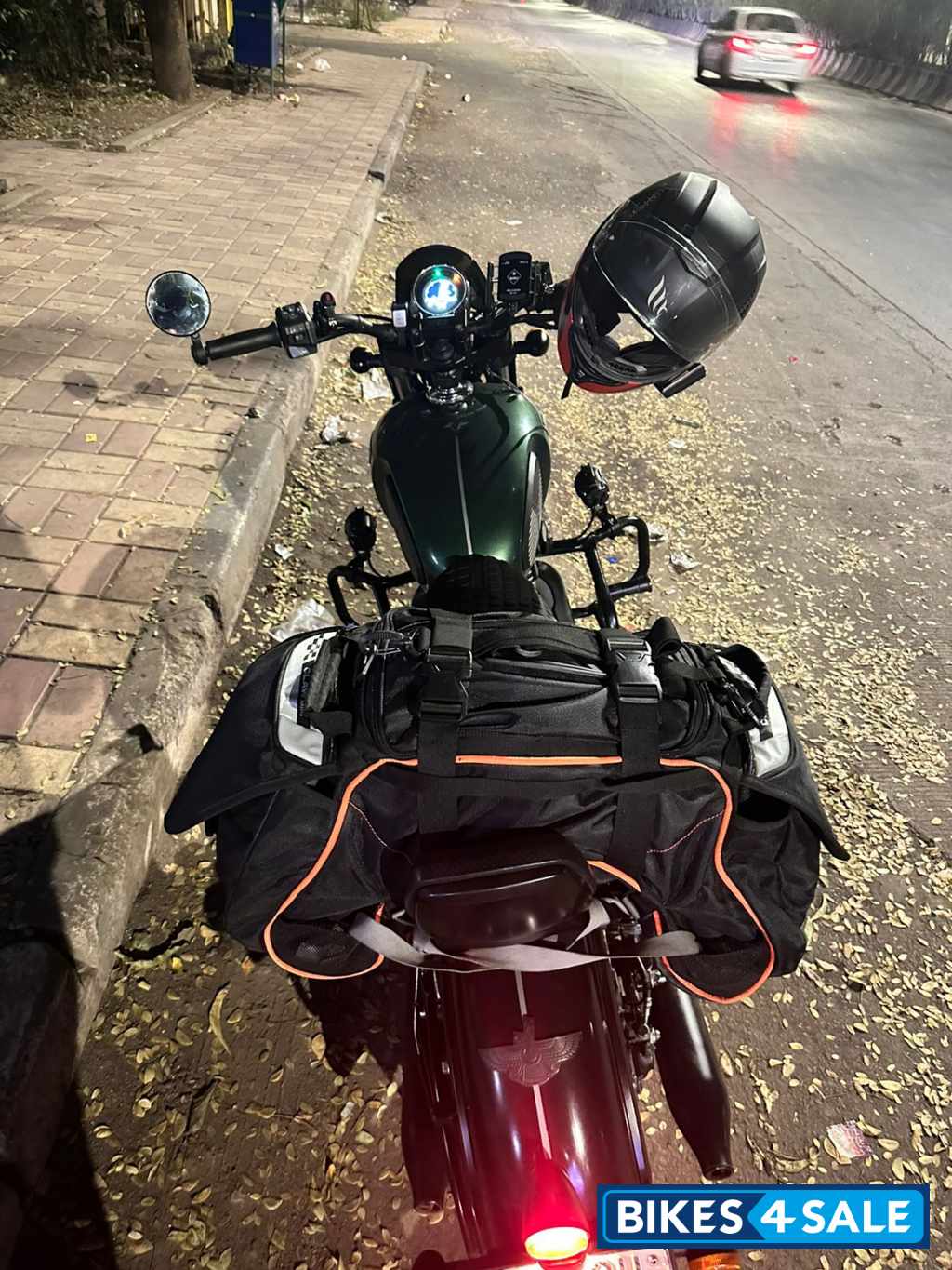 Hunter Green Yezdi Roadster Dark