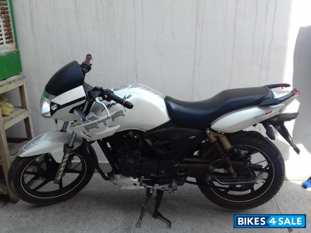 TVS Apache RTR 180 ABS