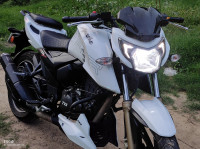 TVS Apache RTR 200 4V