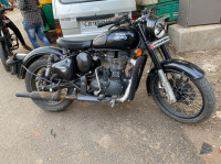 Black Royal Enfield Classic Stealth Black