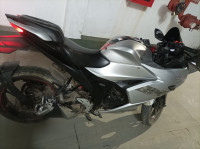 Silver White Black Suzuki Gixxer SF