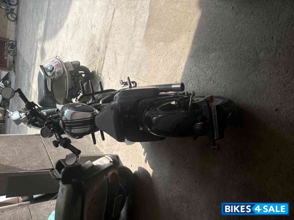 Jawa 42 Bobber Dual Channel ABS