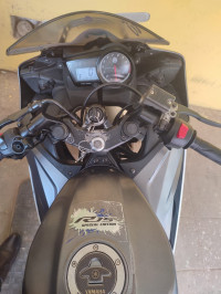 Yamaha YZF R15 V2