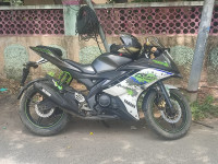 Yamaha YZF R15 V2