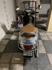Silver Suzuki Access 125 CBS