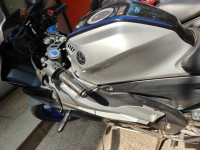 Silver Yamaha R15M