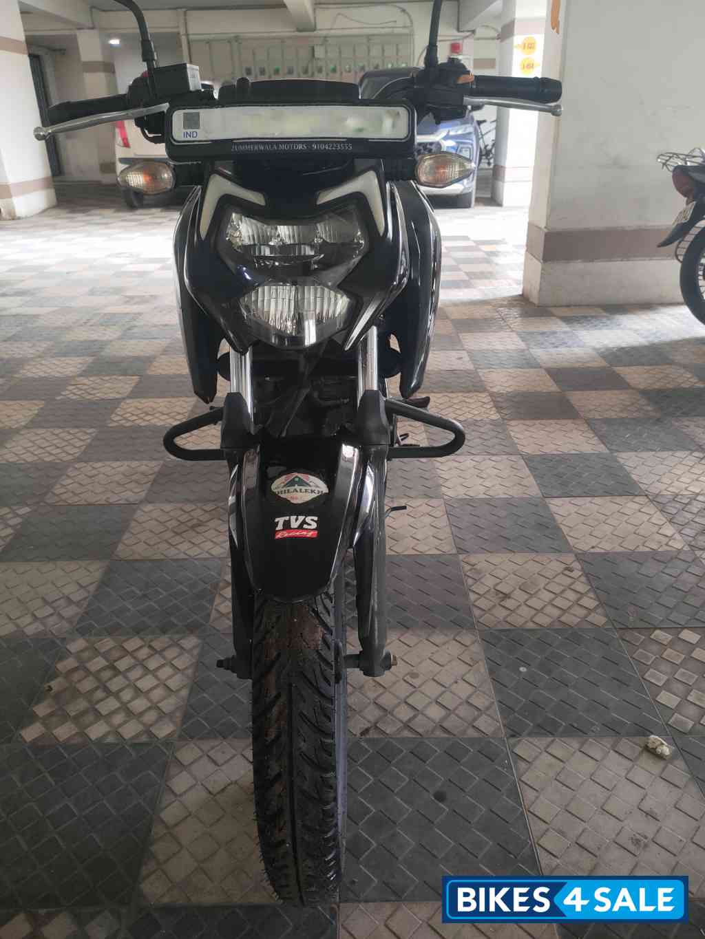 TVS Apache RTR 160 4V