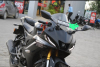 Yamaha R15 V4