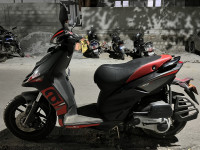 Aprilia SR 160 Std ABS