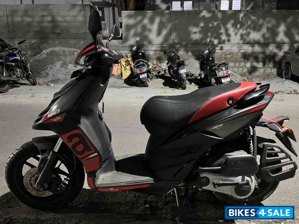 Aprilia SR 160 Std ABS
