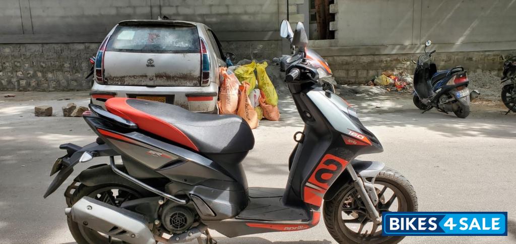 Aprilia SR 160 Std ABS