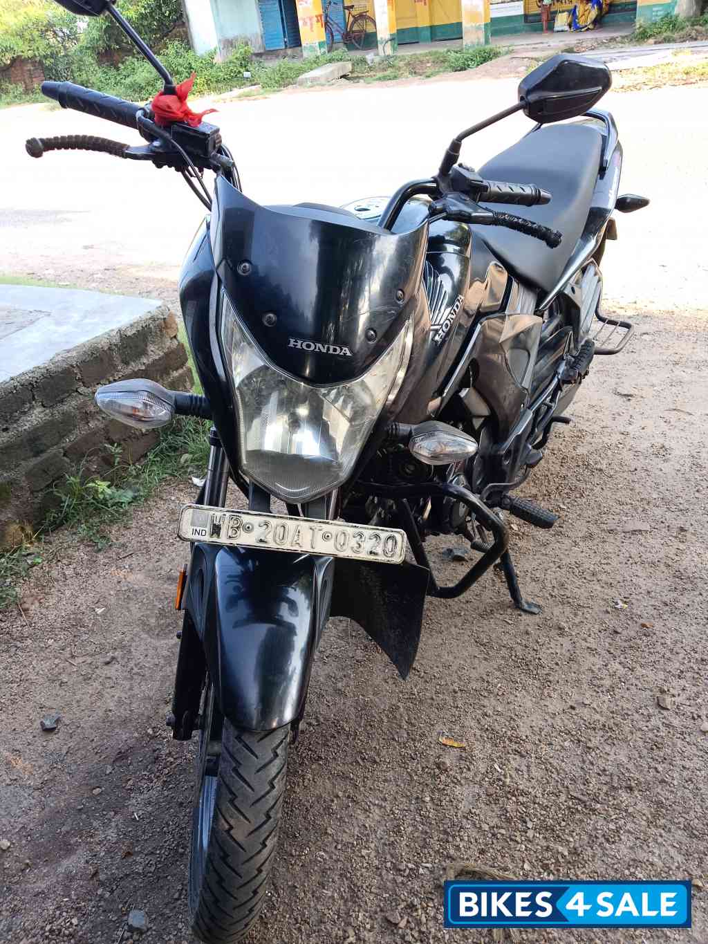 Black Honda CB Unicorn 160